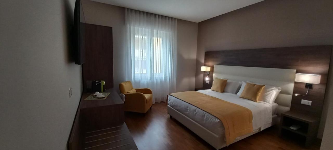 Orchid Luxury Suite เปสการา ภายนอก รูปภาพ